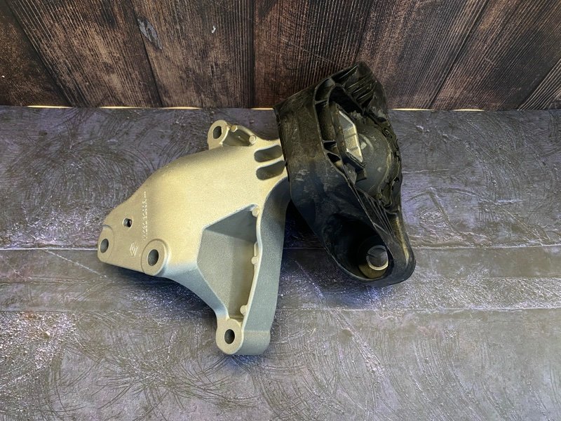 Опора двигателя - фото 2