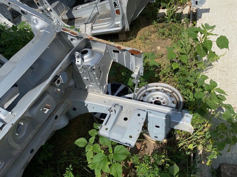 Лонжерон - фото 1