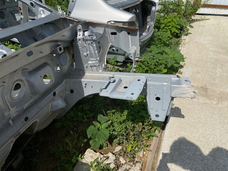 Лонжерон - фото 1