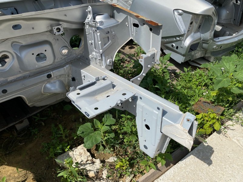 Лонжерон - фото 1