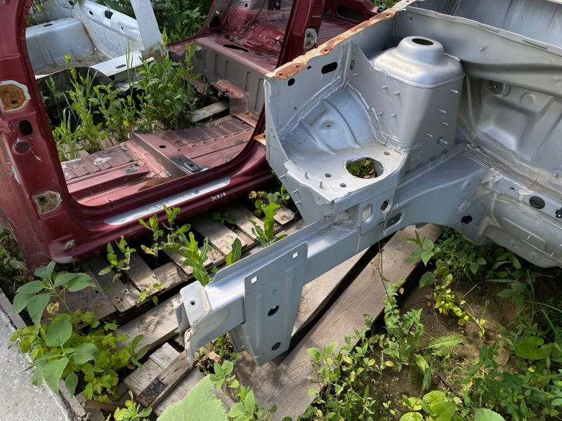 Лонжерон - фото 1