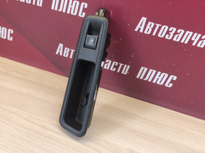 Кнопка стеклоподъемника - фото 3