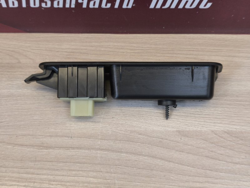 Кнопка стеклоподъемника - фото 5