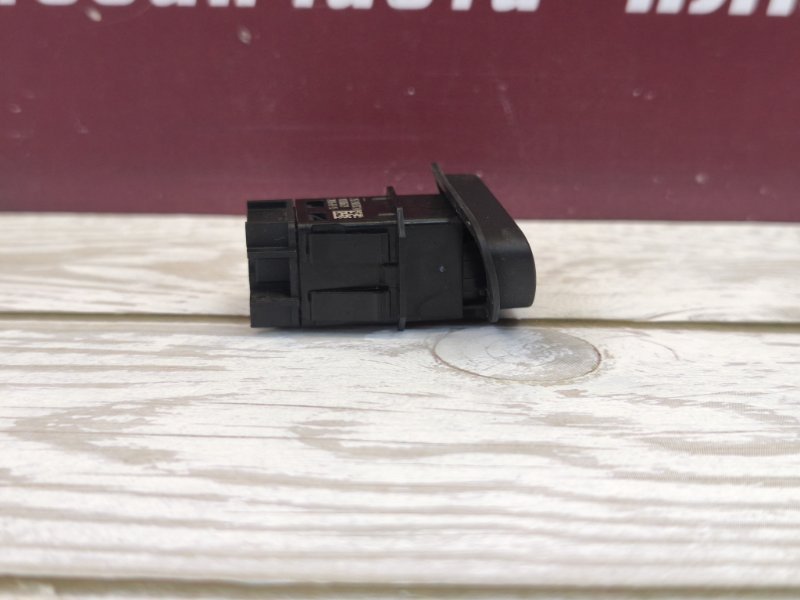 Кнопка аварийной сигнализации - фото 6