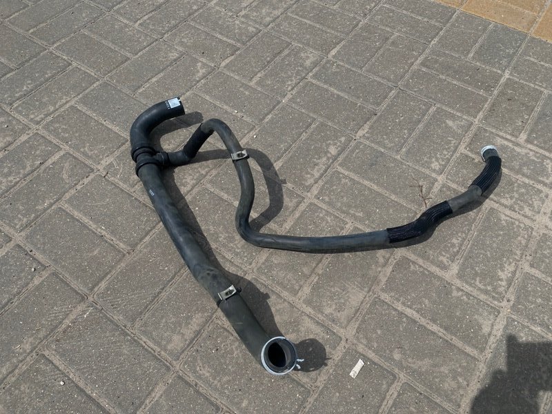 Патрубок радиатора - фото 1