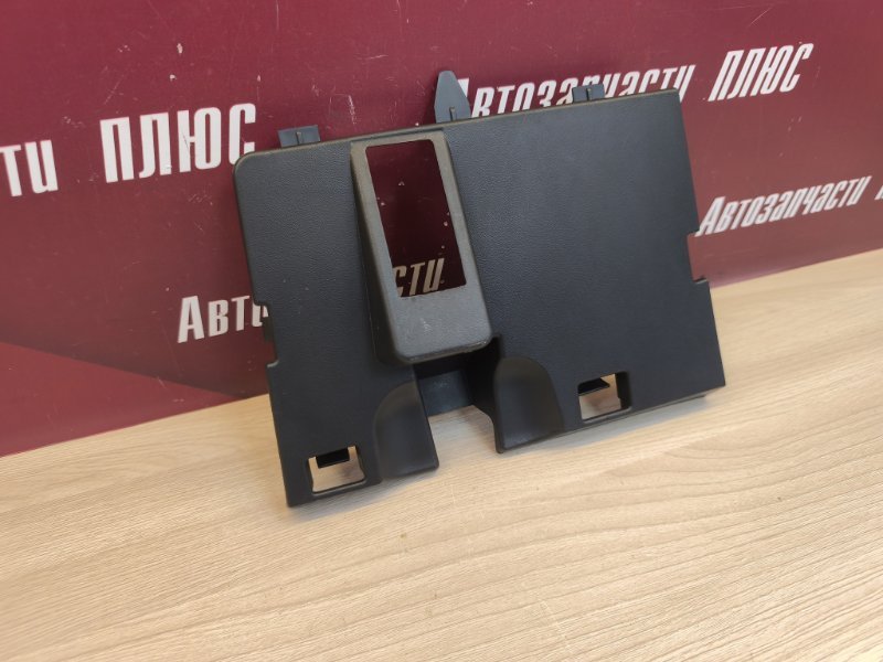 Крышка бардачка - фото 4