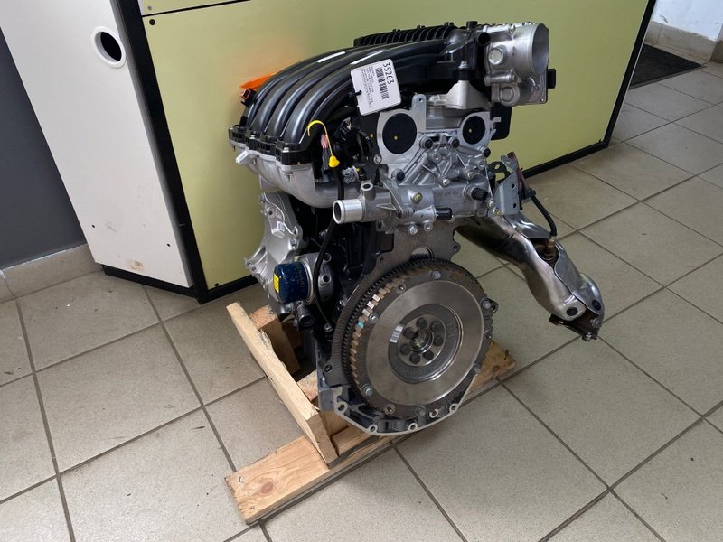 Двигатель - фото 1