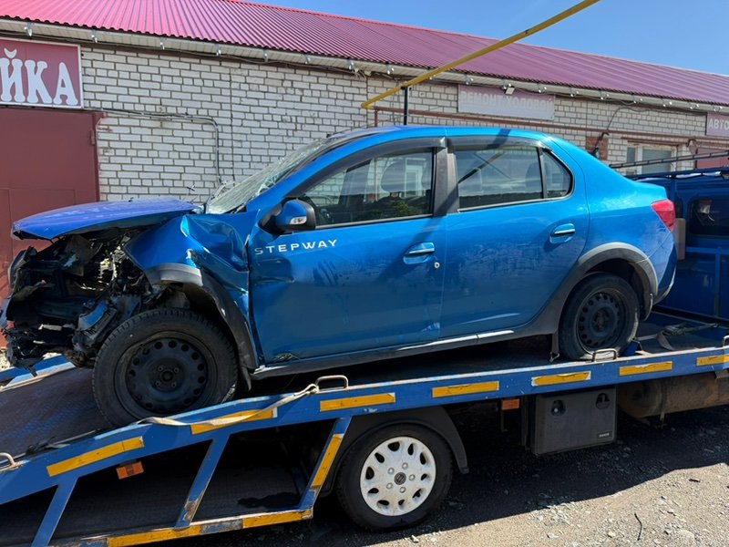 Кузов на запчасти - фото 7