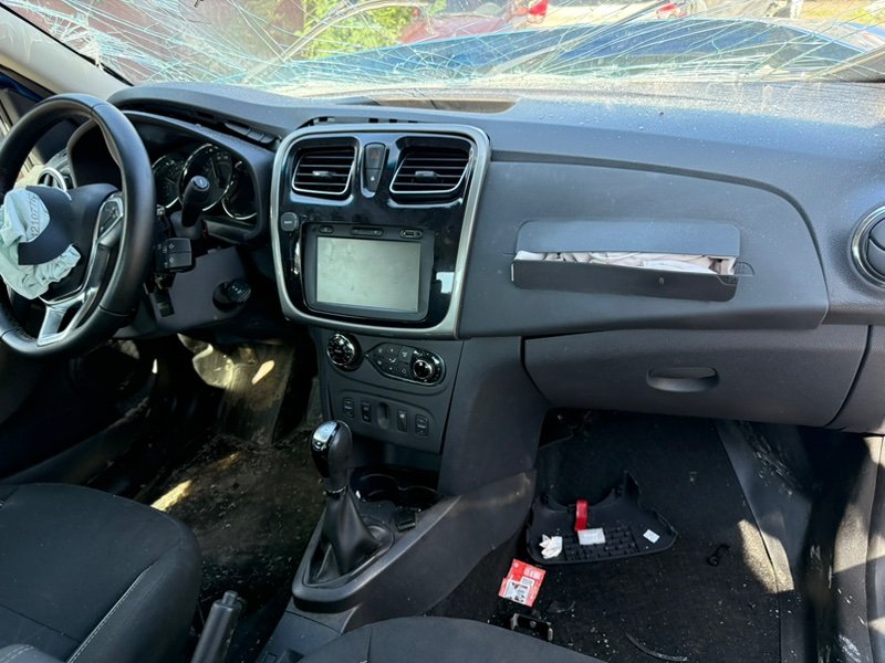 Кузов на запчасти - фото 10