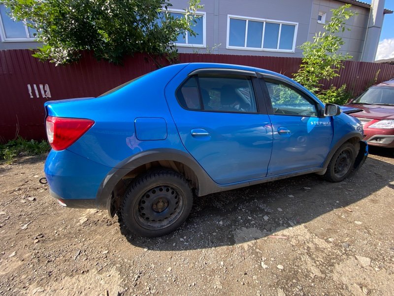 Машина в разбор - фото 3