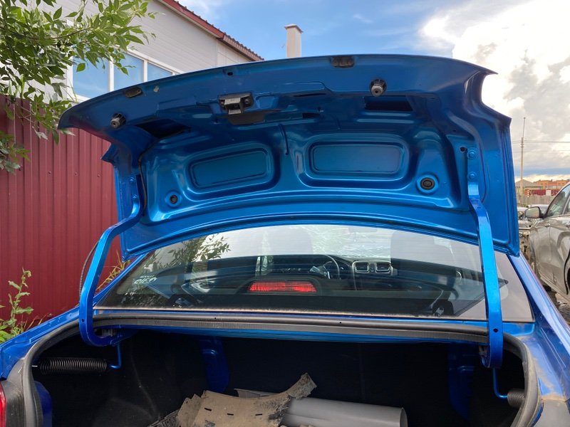 Крышка багажника - фото 3