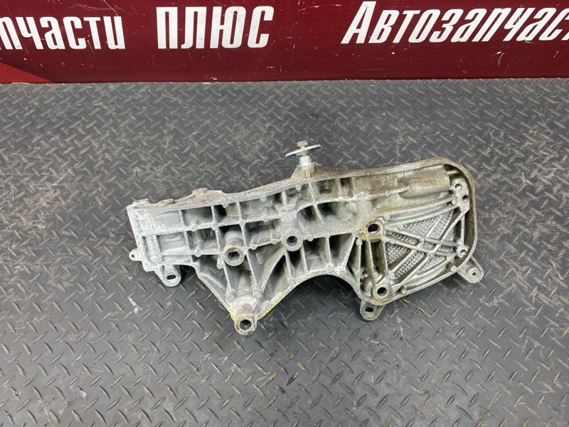 Кронштейн генератора - фото 6