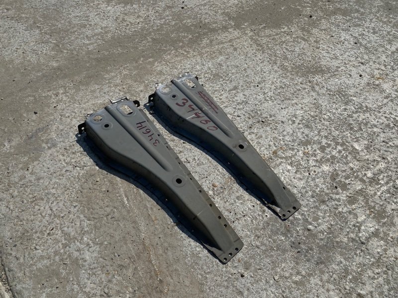 Усилитель лонжерона - фото 1