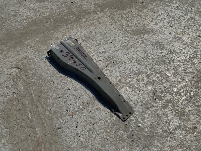 Усилитель лонжерона - фото 1