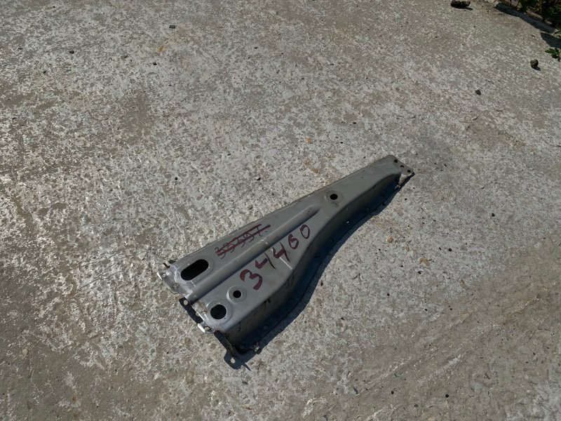 Усилитель лонжерона - фото 1