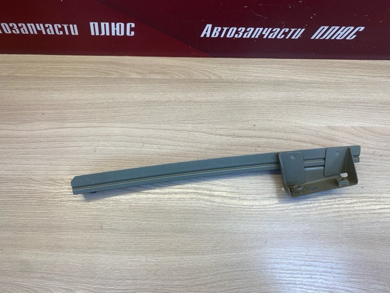 Направляющая стекла     двери - фото 2