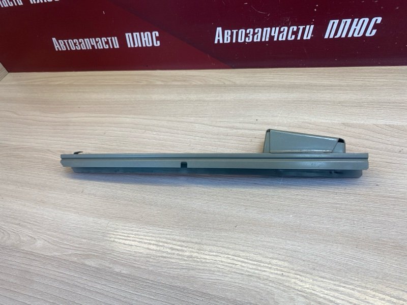 Направляющая стекла     двери - фото 8