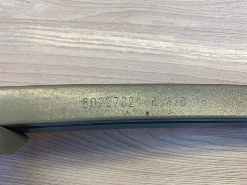 Направляющая стекла     двери - фото 9