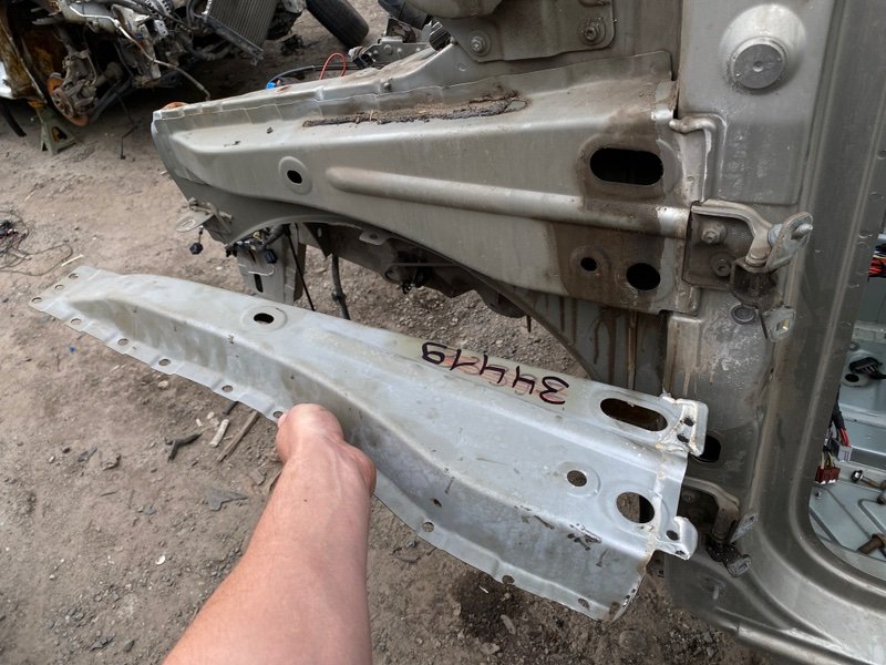 Усилитель лонжерона - фото 1