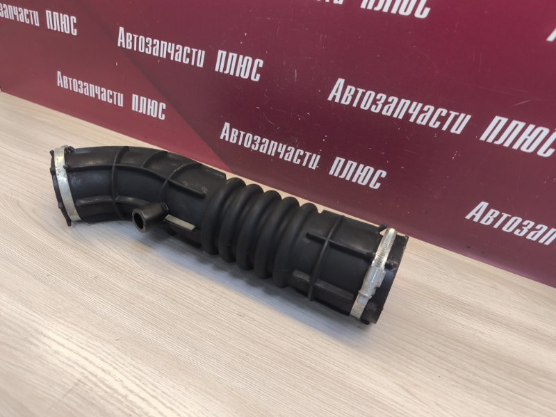 Патрубок воздушного фильтра - фото 3