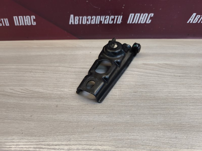 Кронштейн опоры двигателя - фото 2