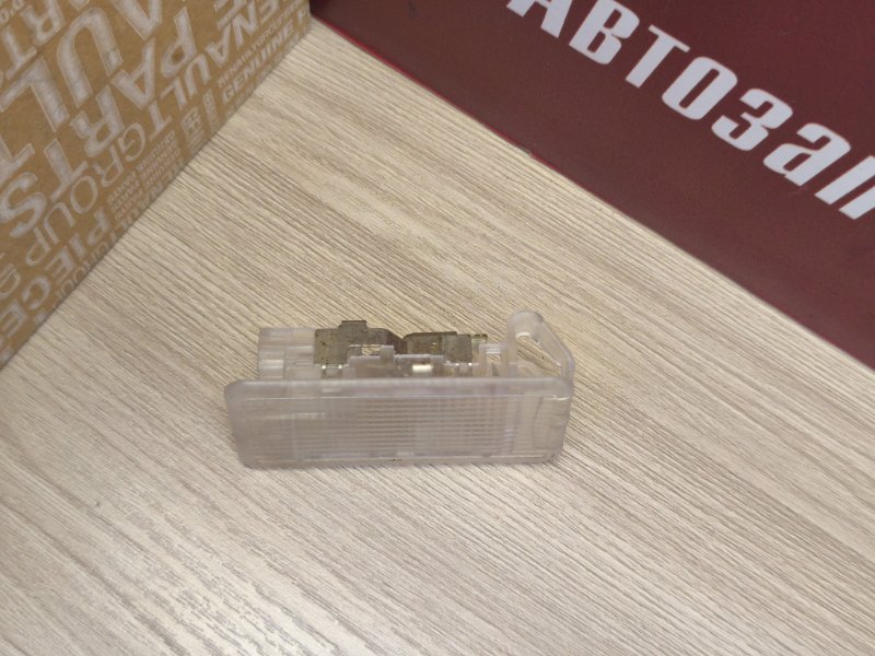 Плафон подсветки багажника - фото 5