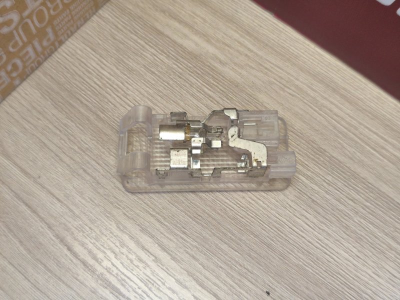 Плафон подсветки багажника - фото 7