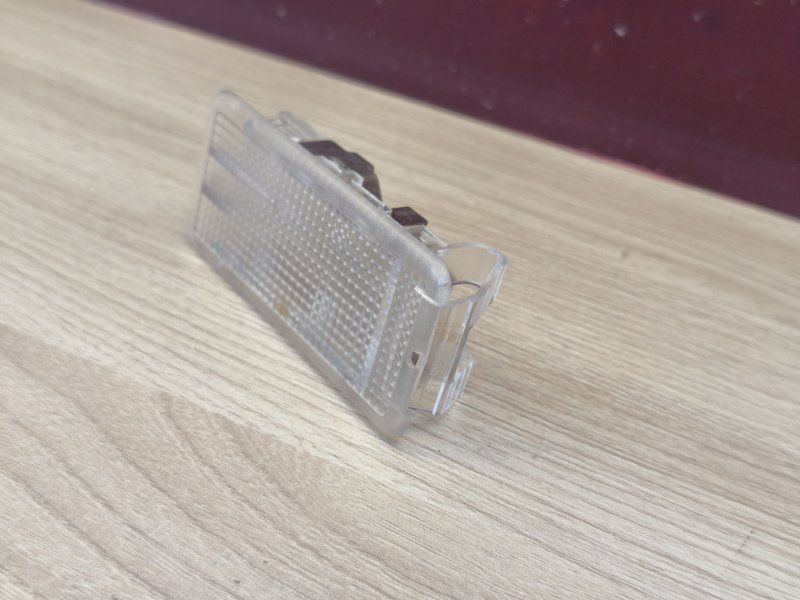 Плафон освещения багажника - фото 4