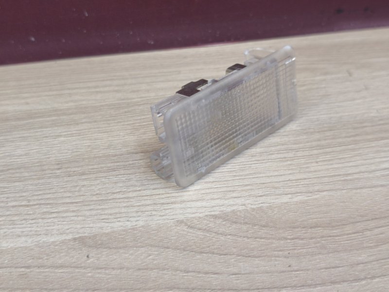 Плафон освещения багажника - фото 5