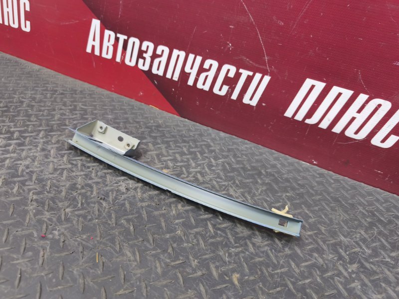 Направляющая стекла двери - фото 2