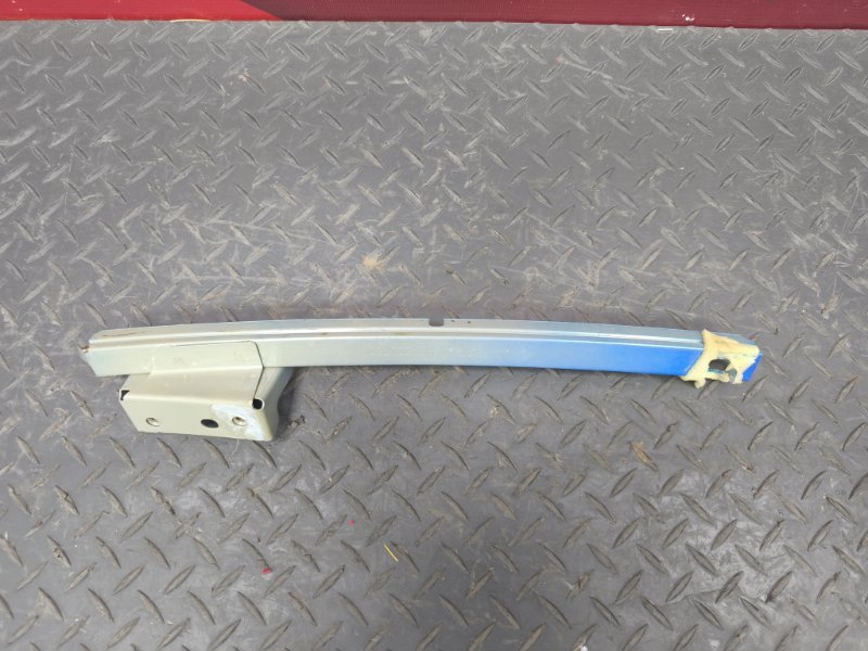 Направляющая стекла двери - фото 5