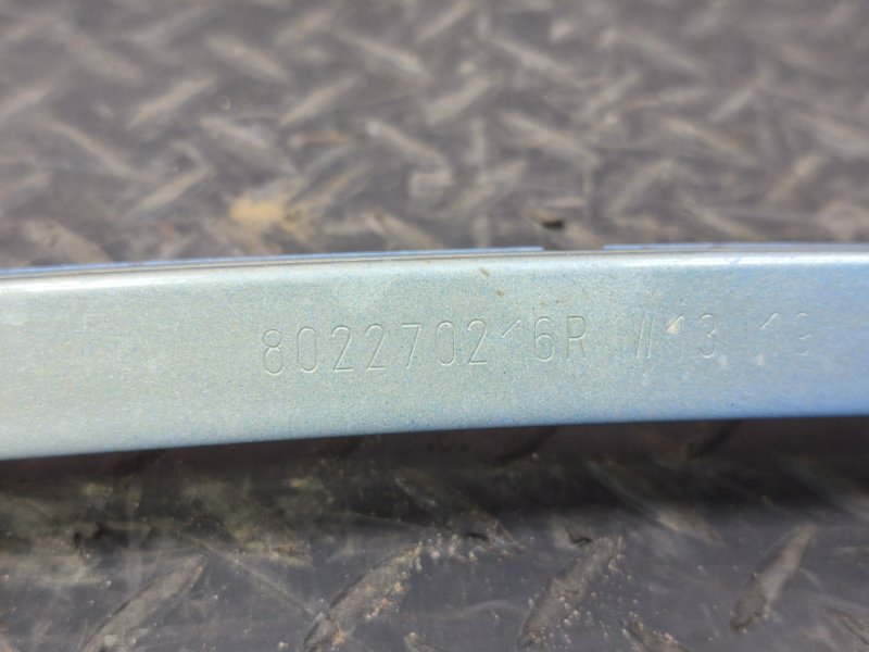 Направляющая стекла двери - фото 9