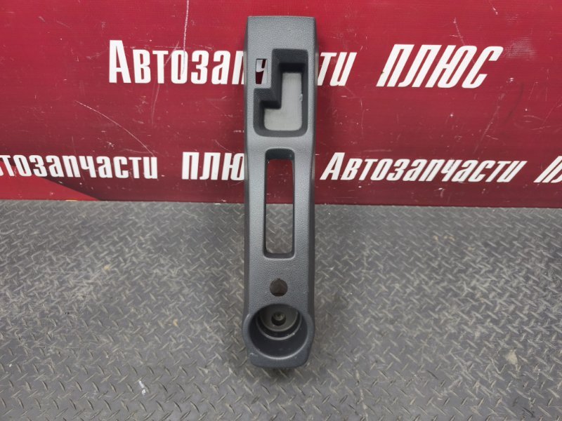 Консоль между сидений - фото 2