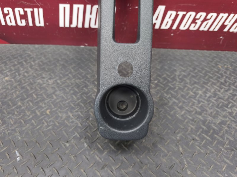 Консоль между сидений - фото 6