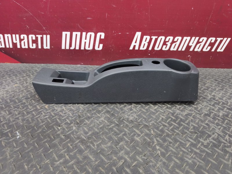 Консоль между сидений - фото 8