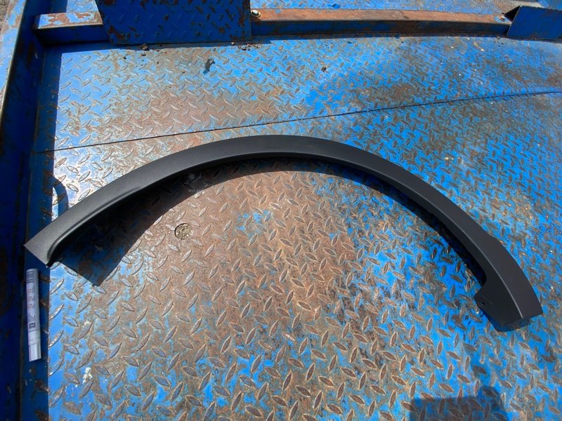 Накладка     крыла - фото 1