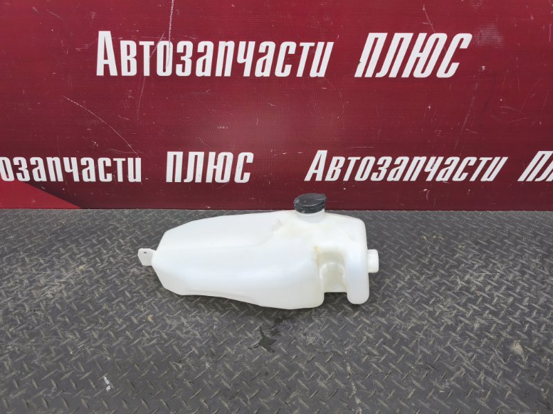 Бачок омывателя - фото 1