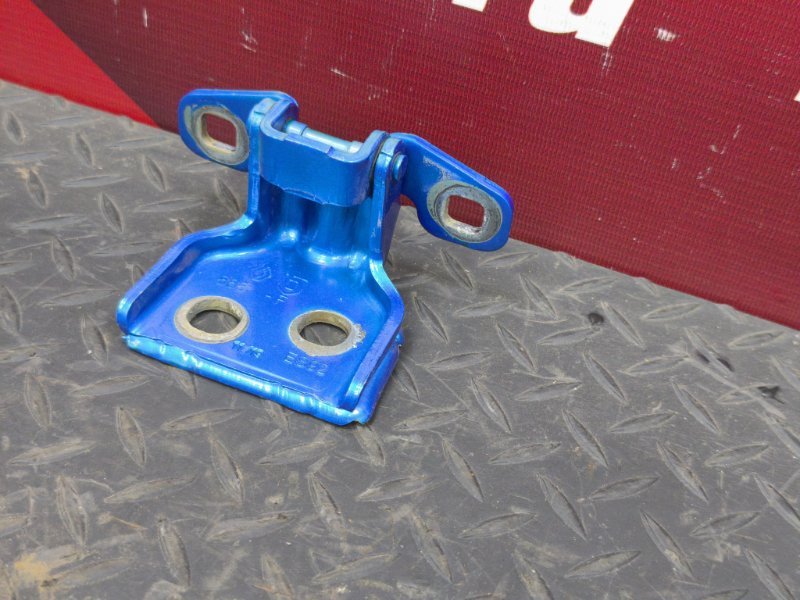 Петля двери - фото 3