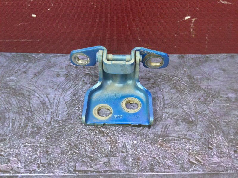 Петля двери - фото 2