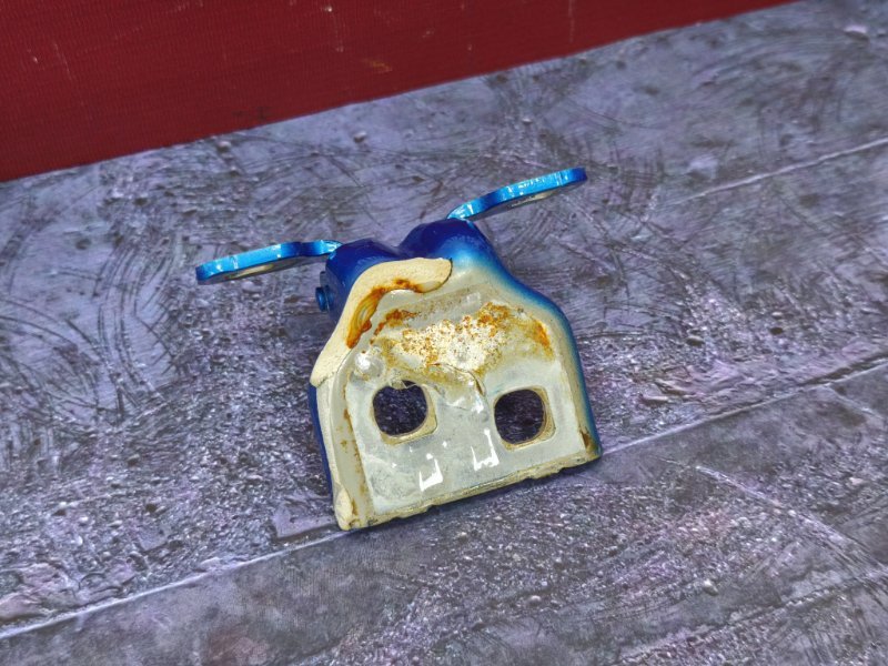 Петля двери - фото 9