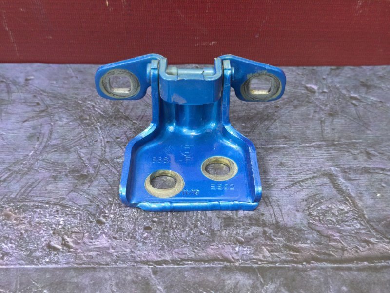 Петля двери - фото 2