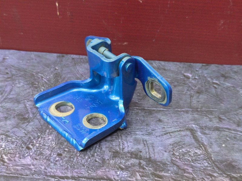 Петля двери - фото 4