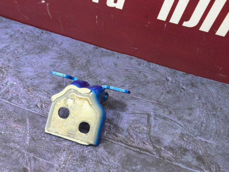 Петля двери - фото 8