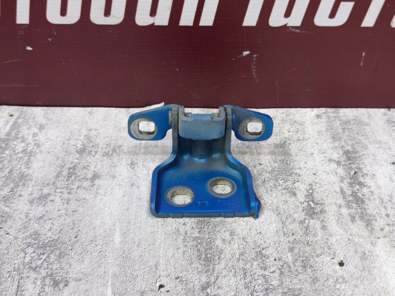 Петля двери - фото 2