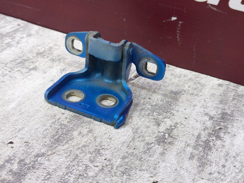 Петля двери - фото 4