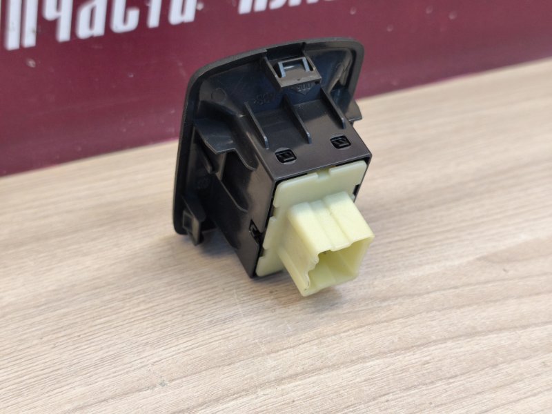 Кнопка стеклоподъемника - фото 8