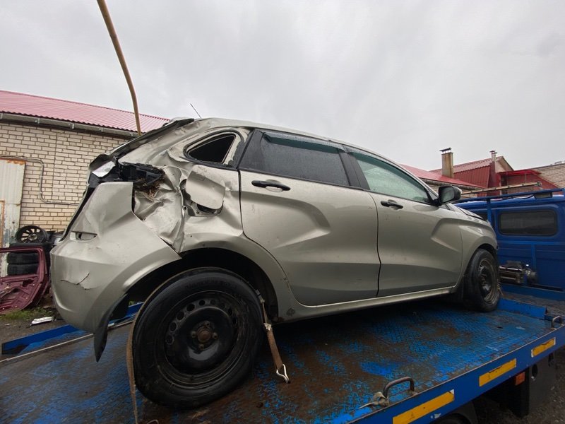 Машина в разбор - фото 2