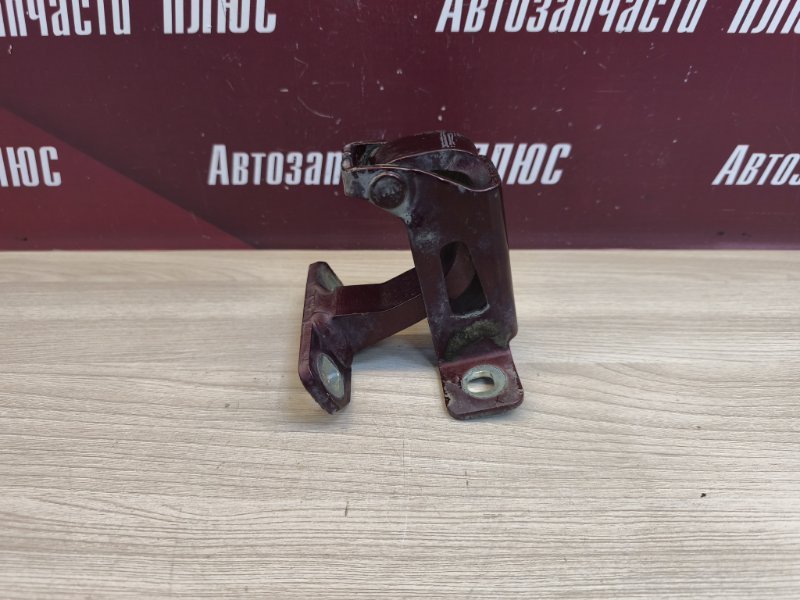 Петля двери багажника - фото 5