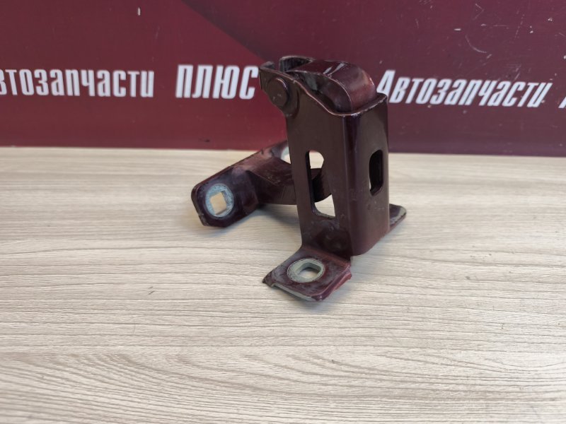 Петля двери багажника - фото 4