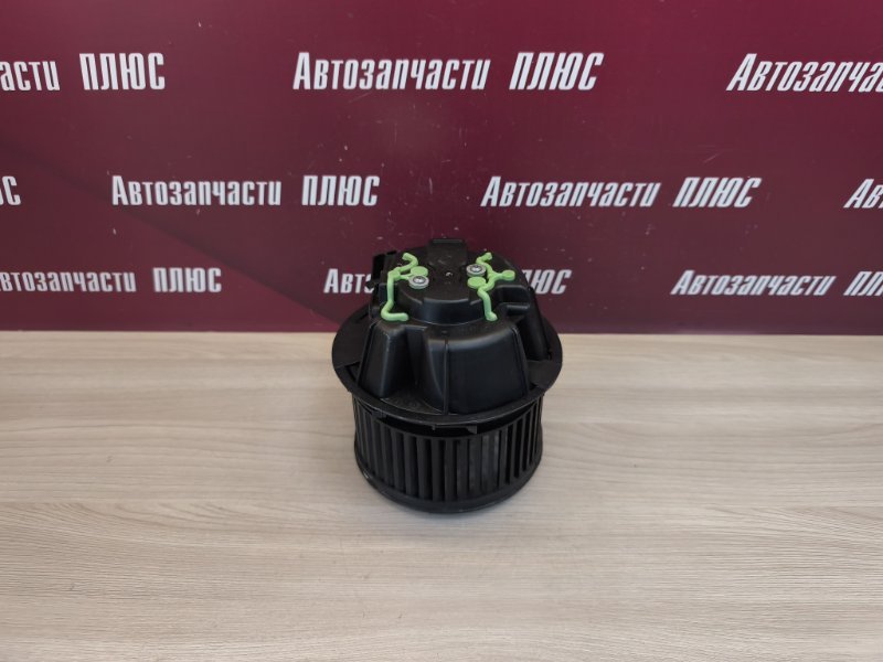 Мотор печки - фото 1